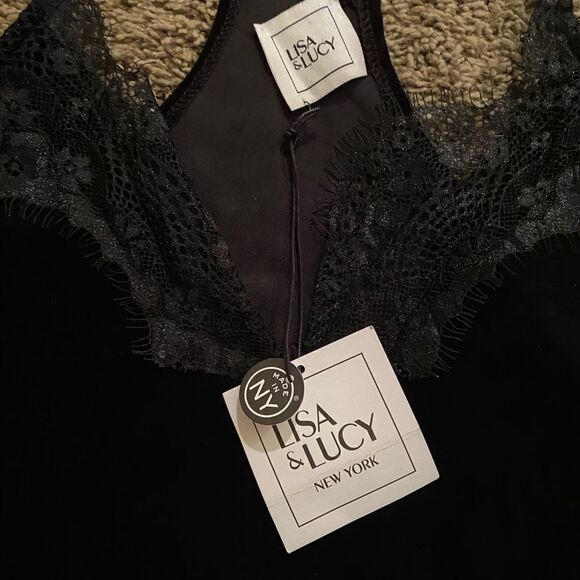 NWT Lisa and Lucy made in New York velvet dress - Picture 3 of 5